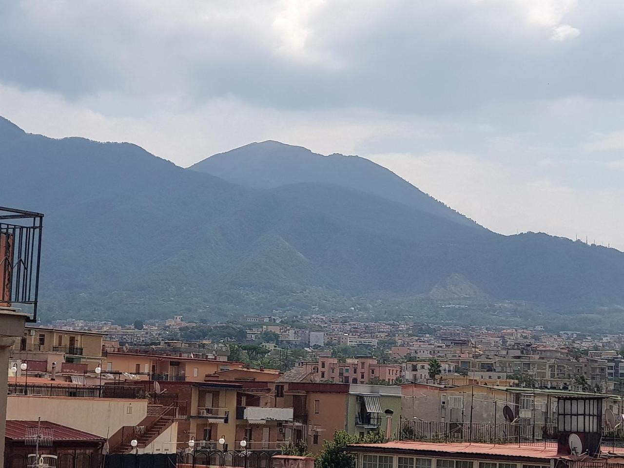 B&B Civico585 Cercola Bagian luar foto